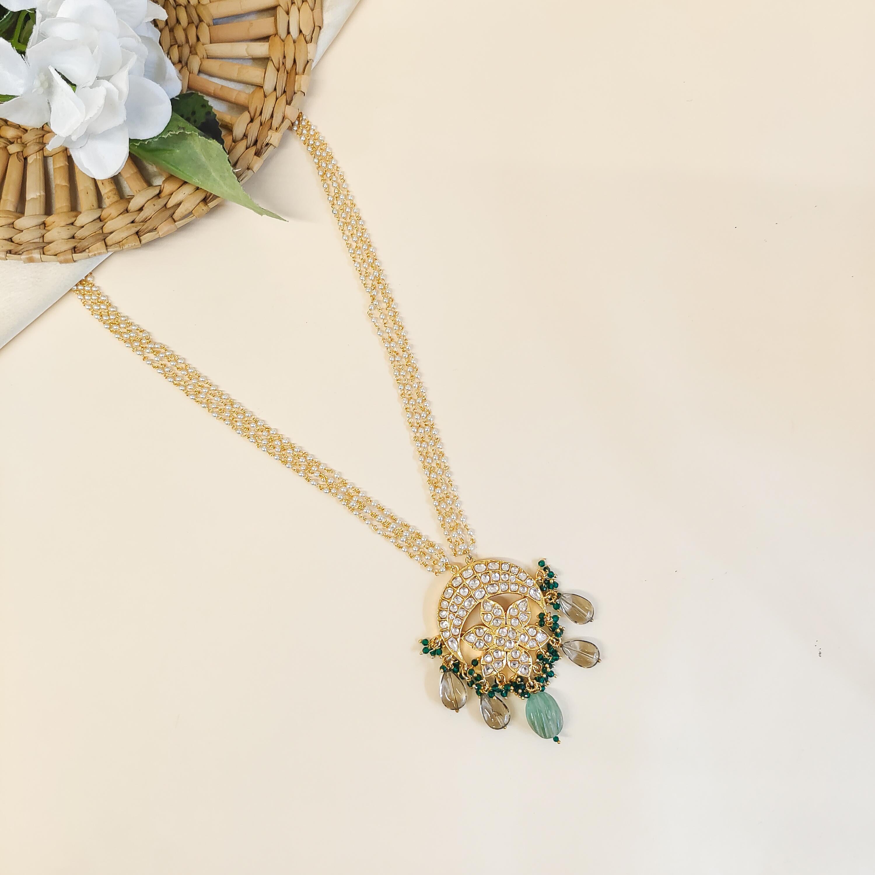 Chandrakor Kundan Necklace