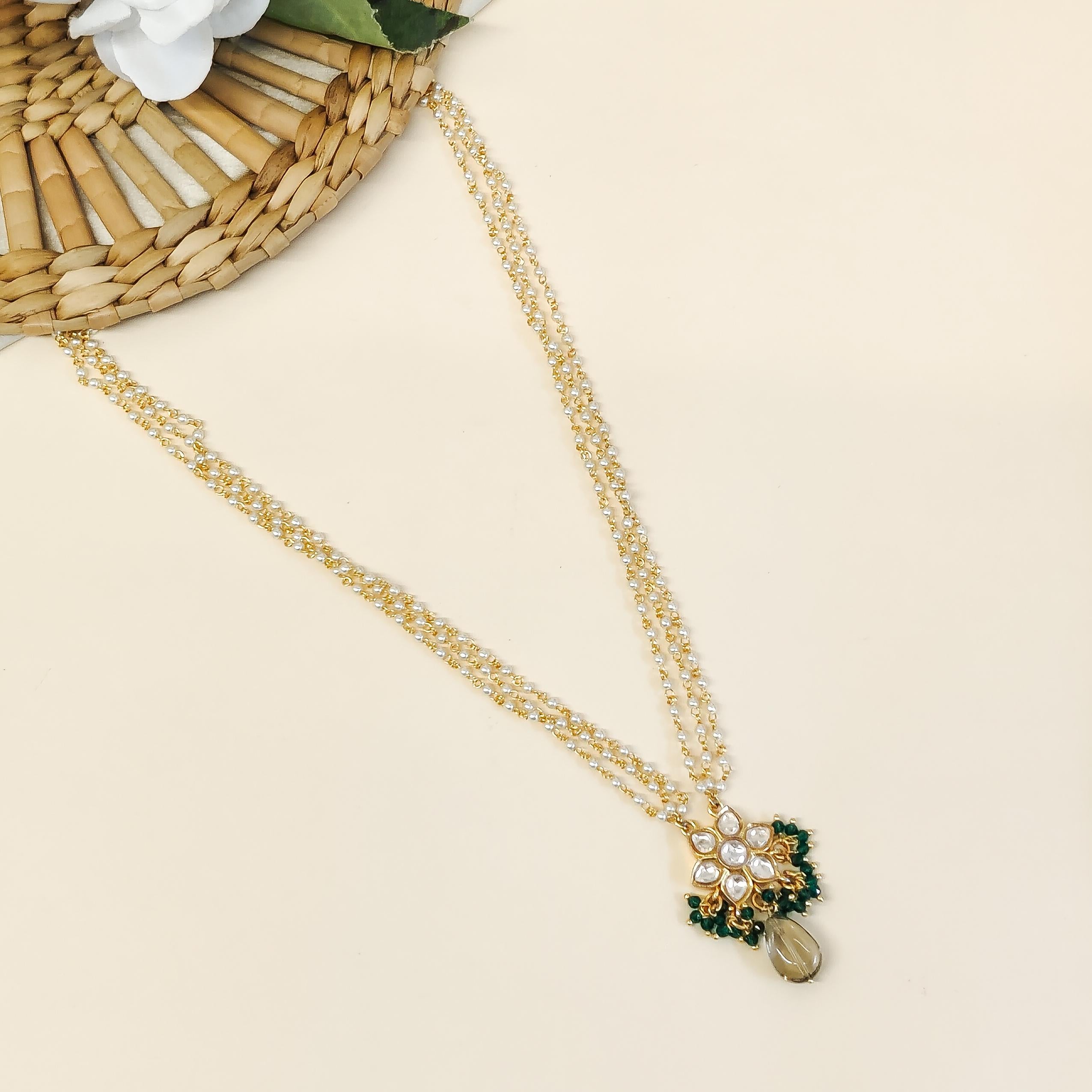 Dainty Flower Kundan Necklace