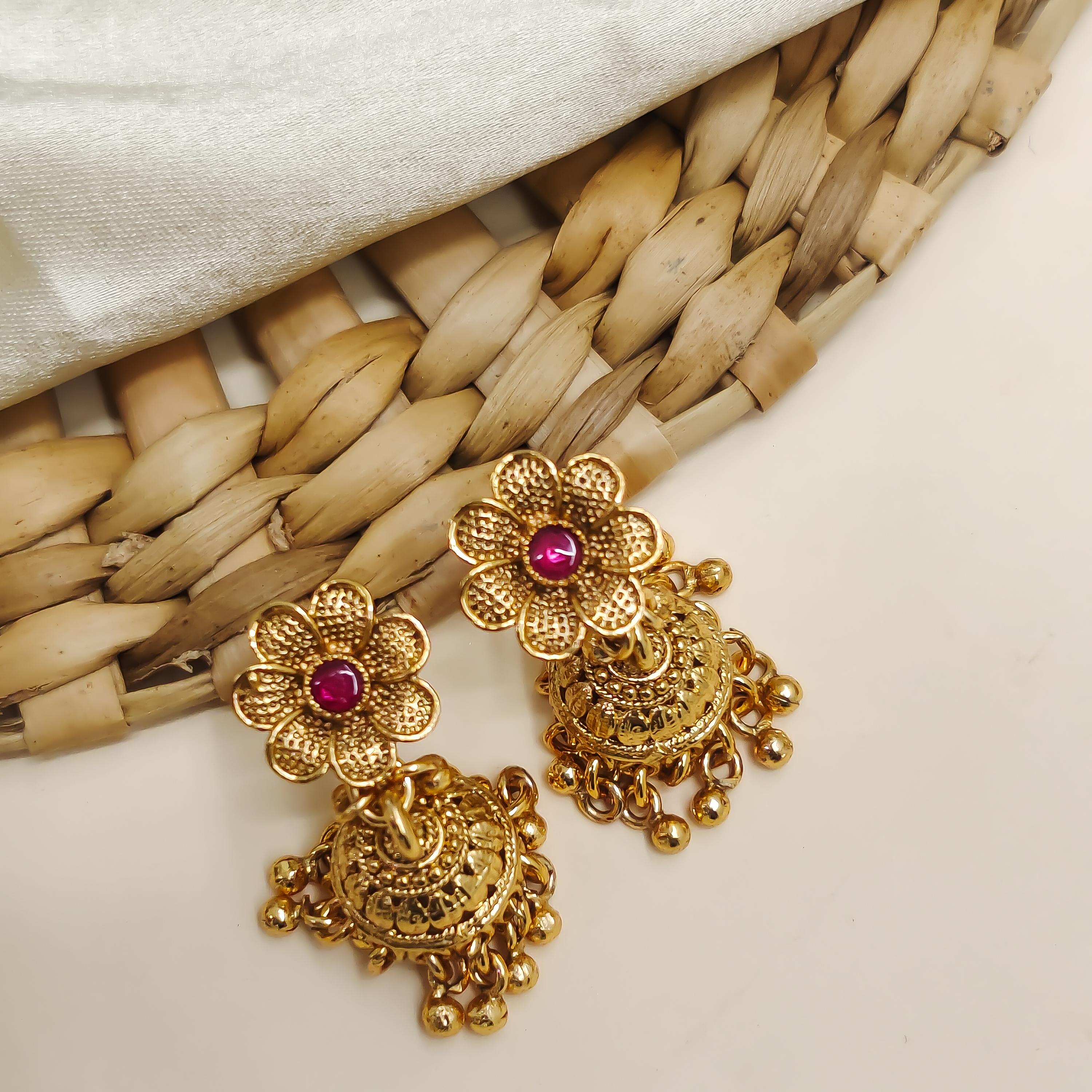 Smita Temple Necklace