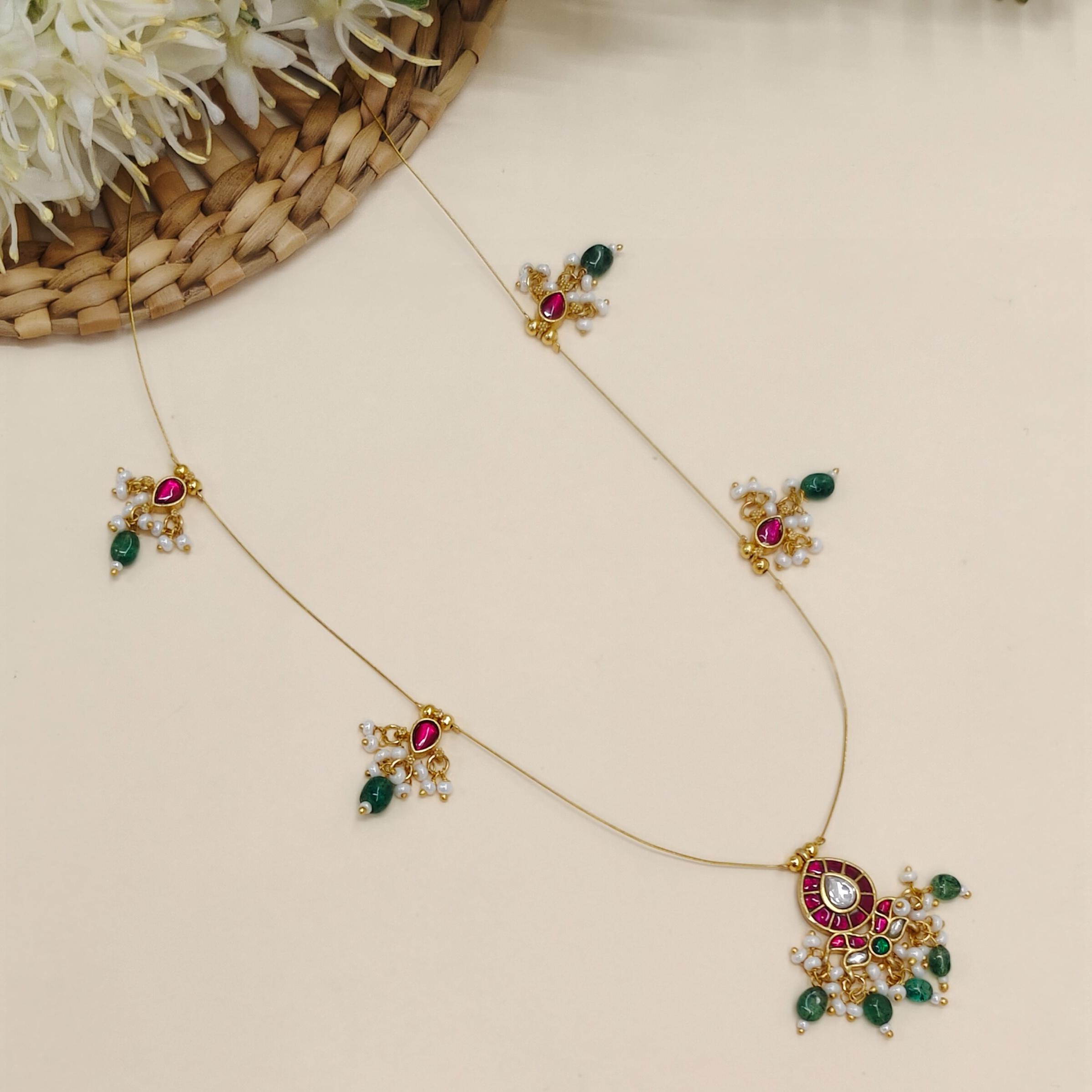 Sara Invisible Jadau Necklace