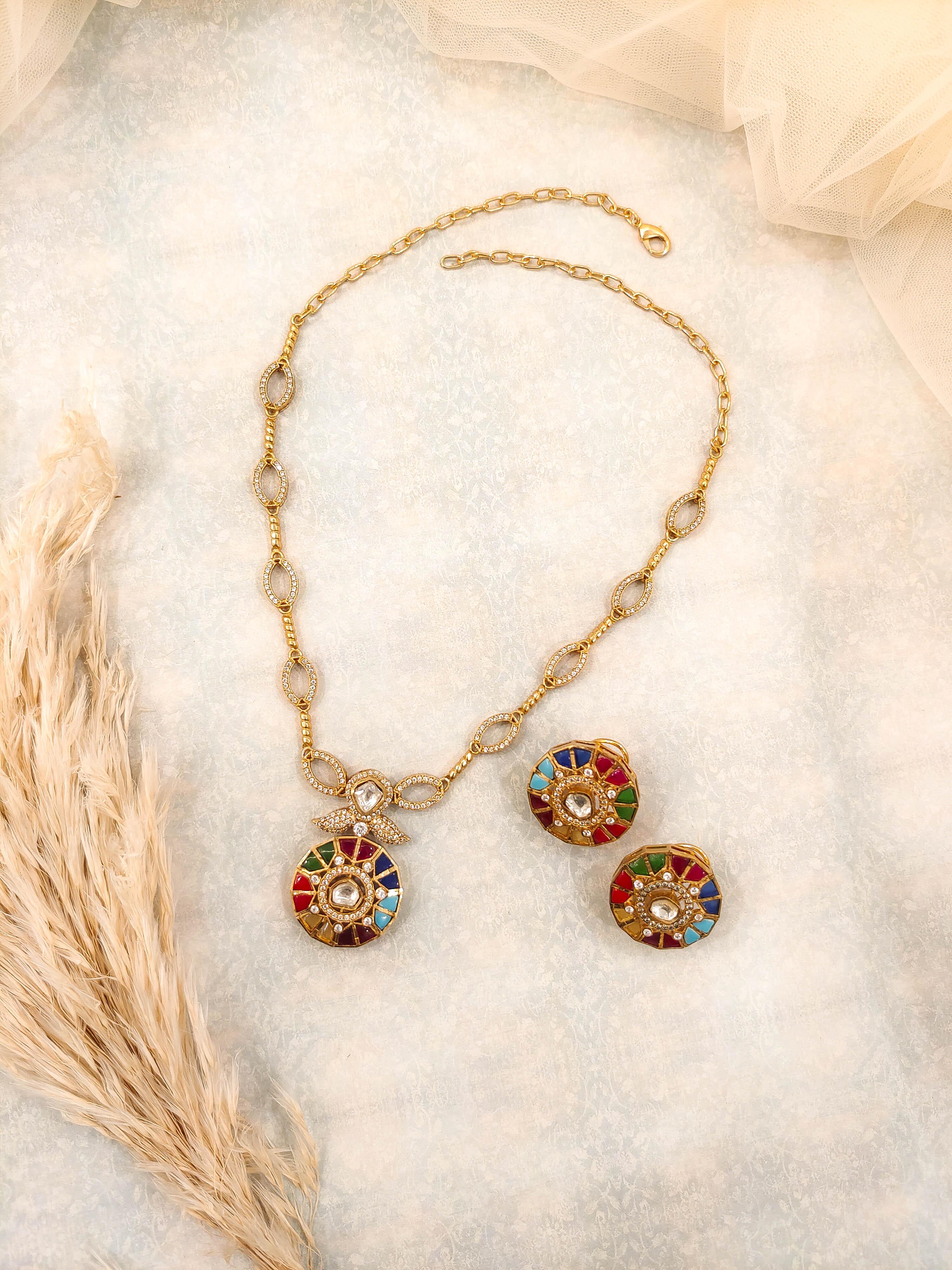 Manvi Kundan Necklace