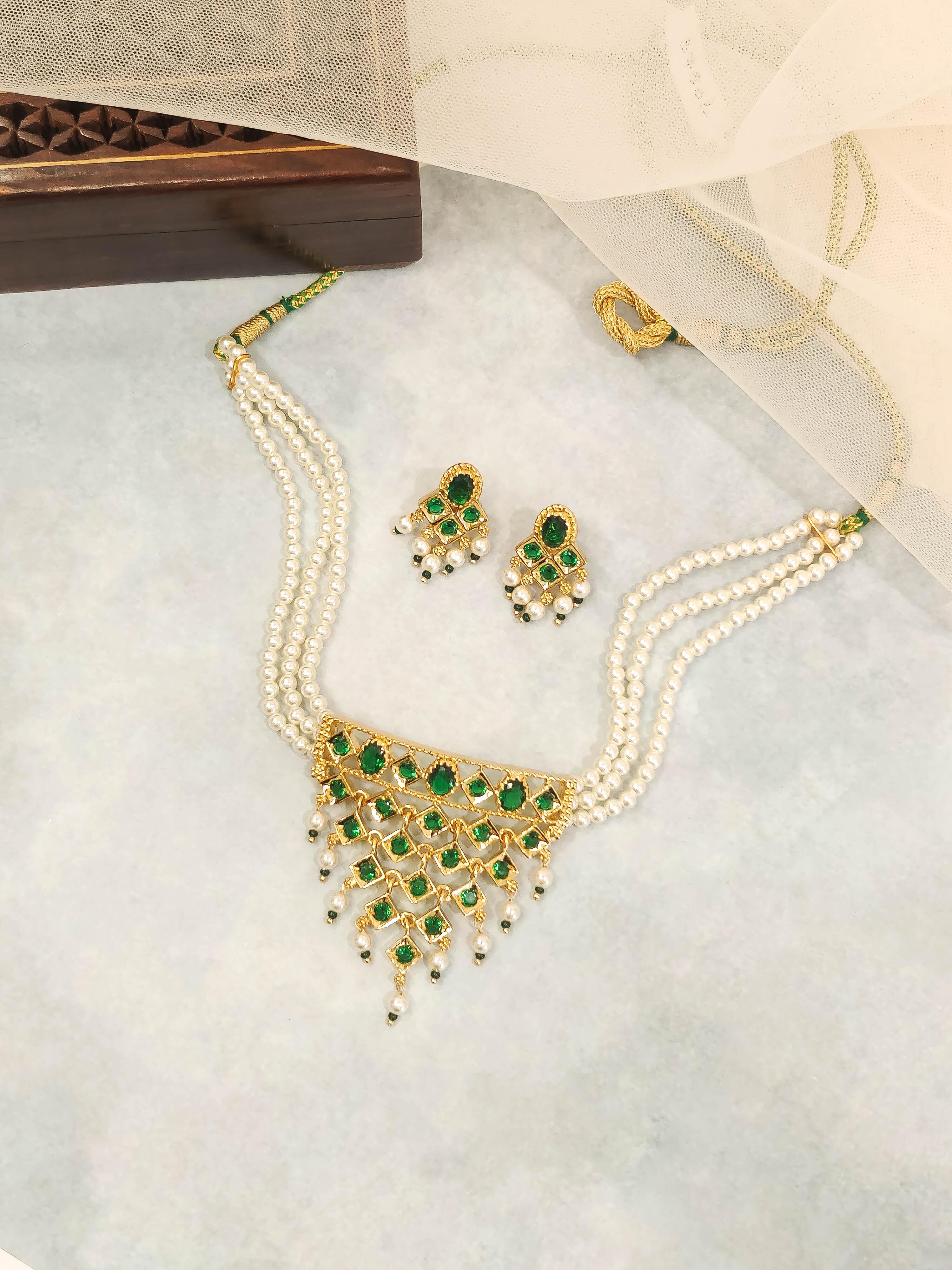 Urvi Chinchpeti Necklace