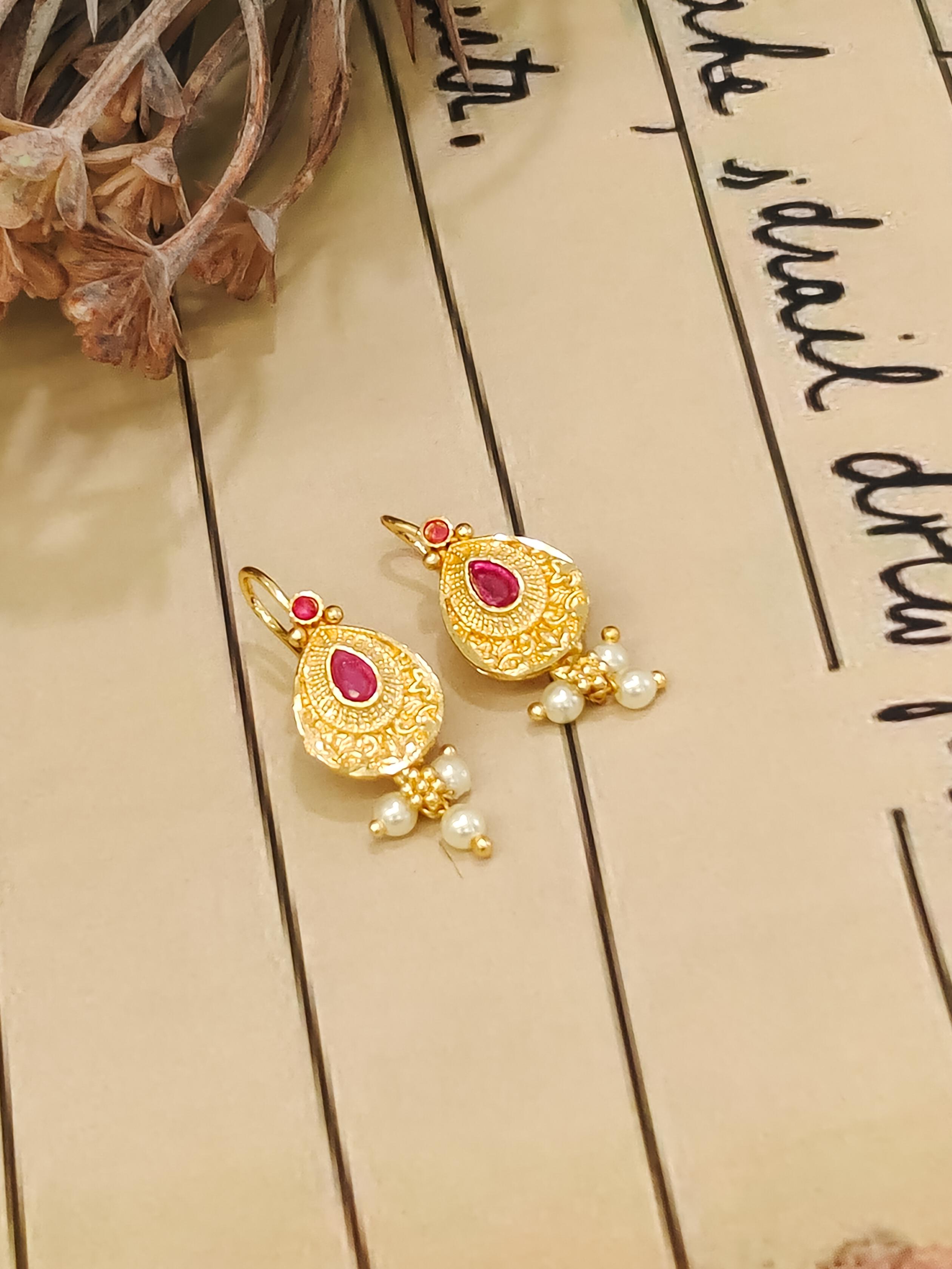 Pink Stone With Pearls Bugadi