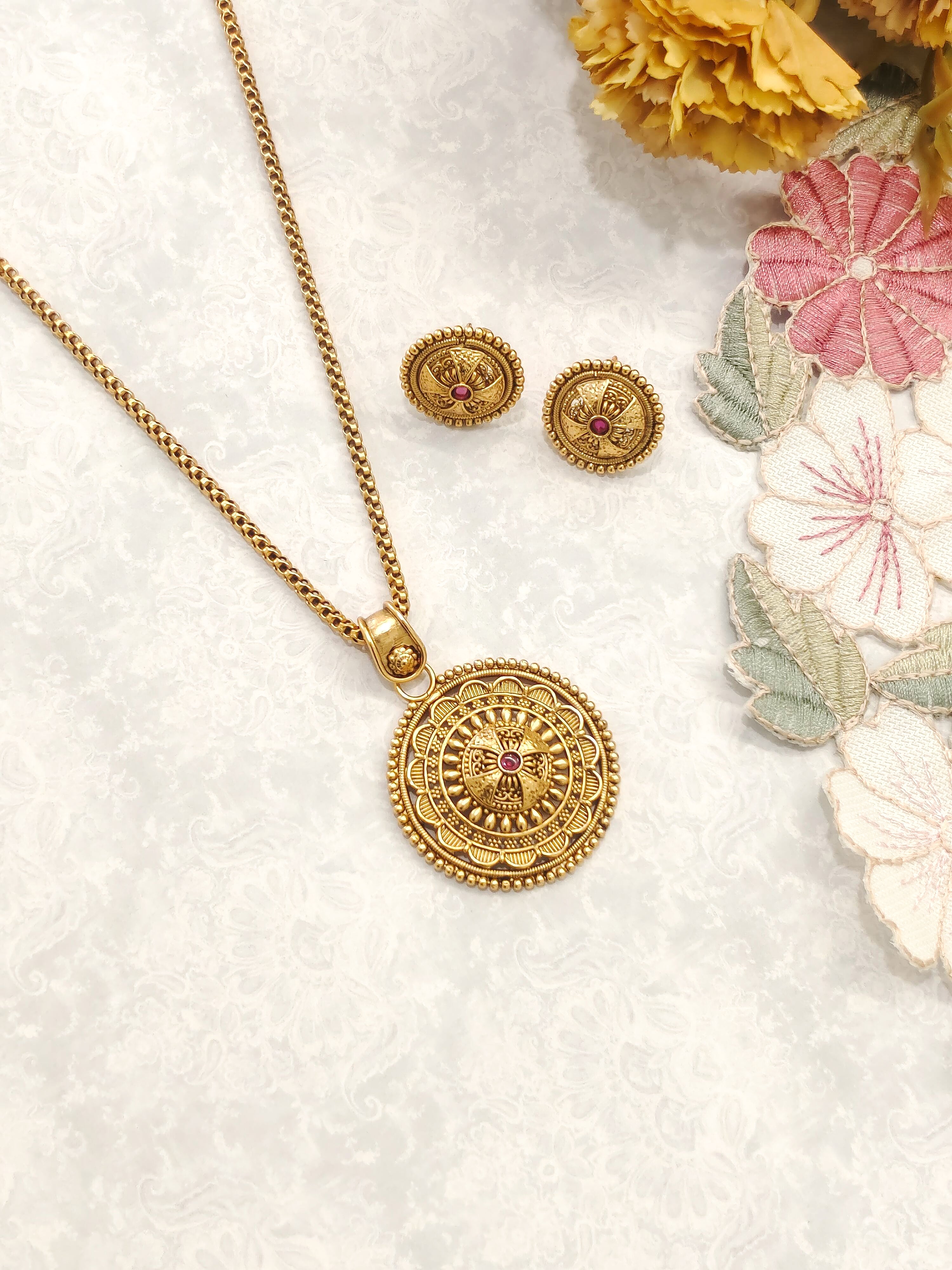 Madhavi Temple Pendant Set