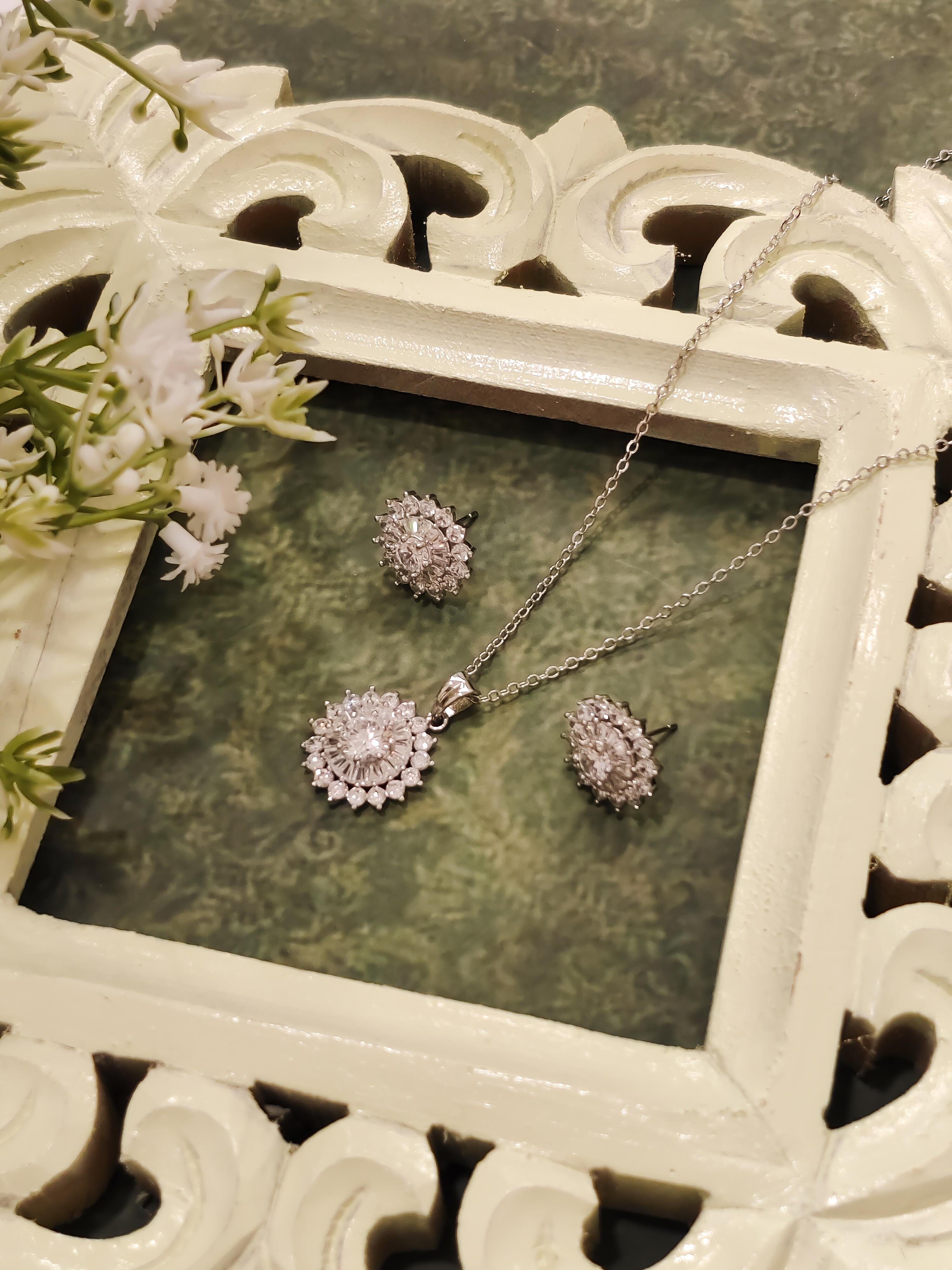 Double Circle CZ Pendant Set