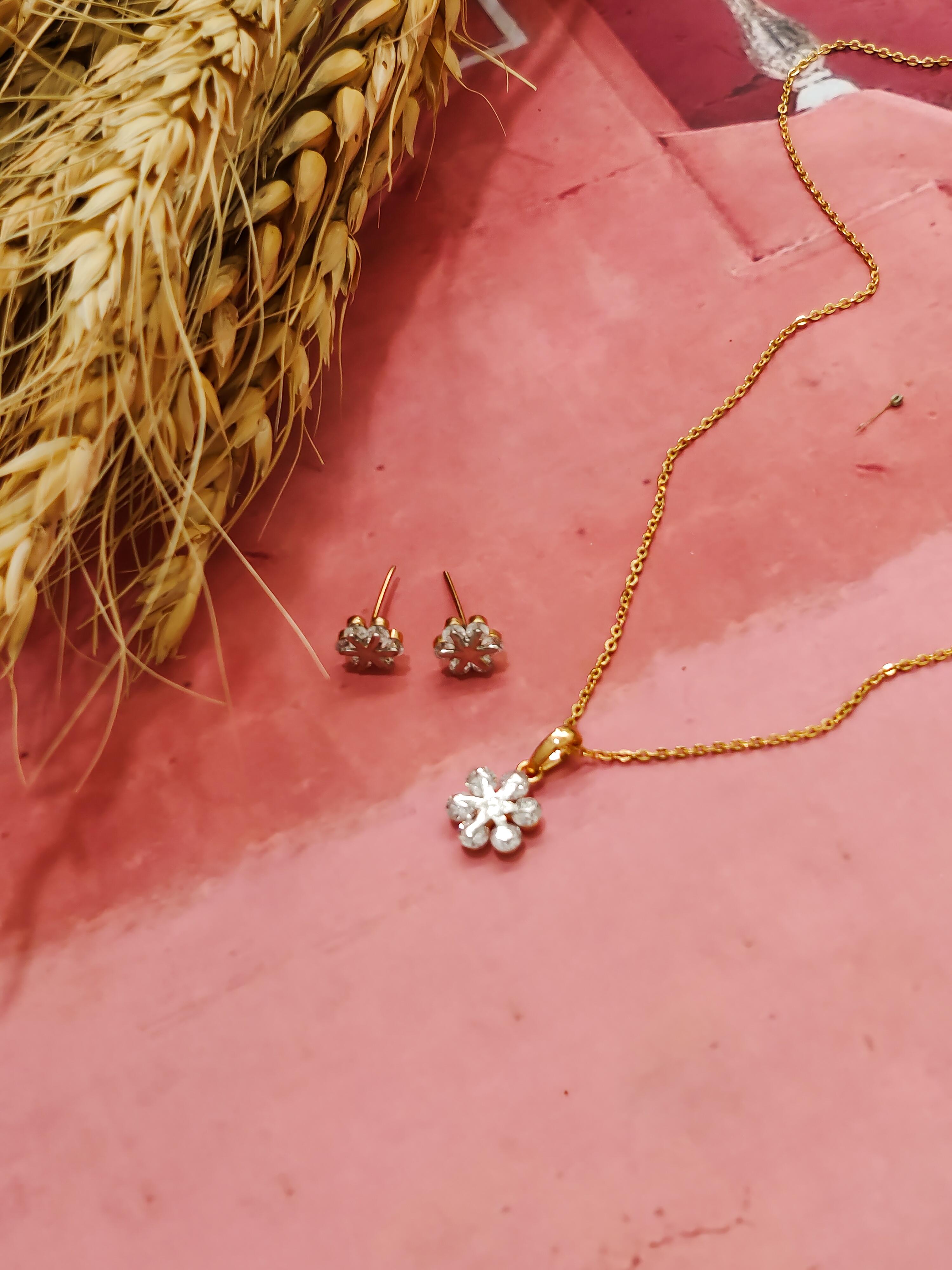 Small Flowers CZ Pendant Set