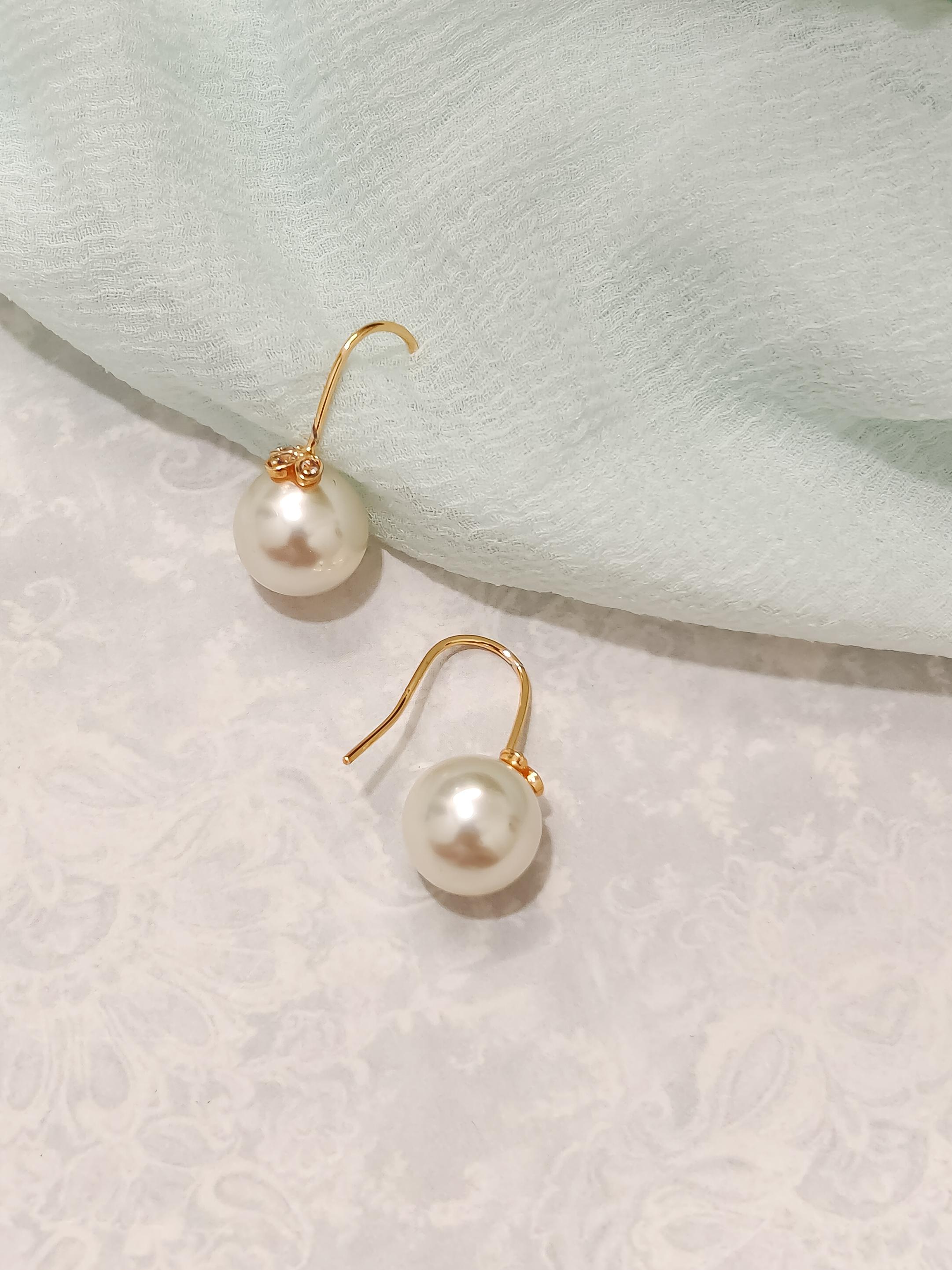 Bliss Pearl Earrings