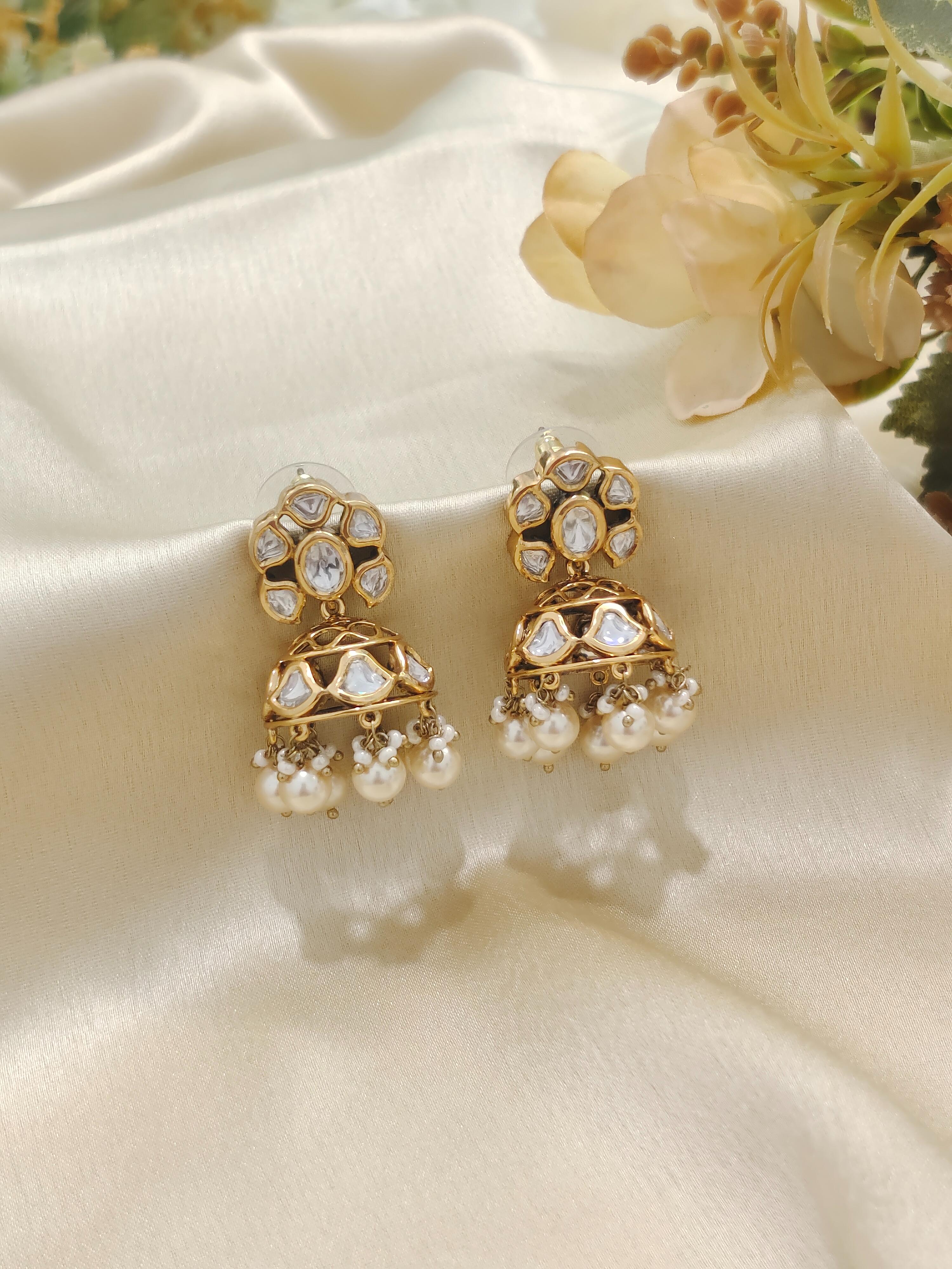 Priti Kundan Small Jhumka Earrings