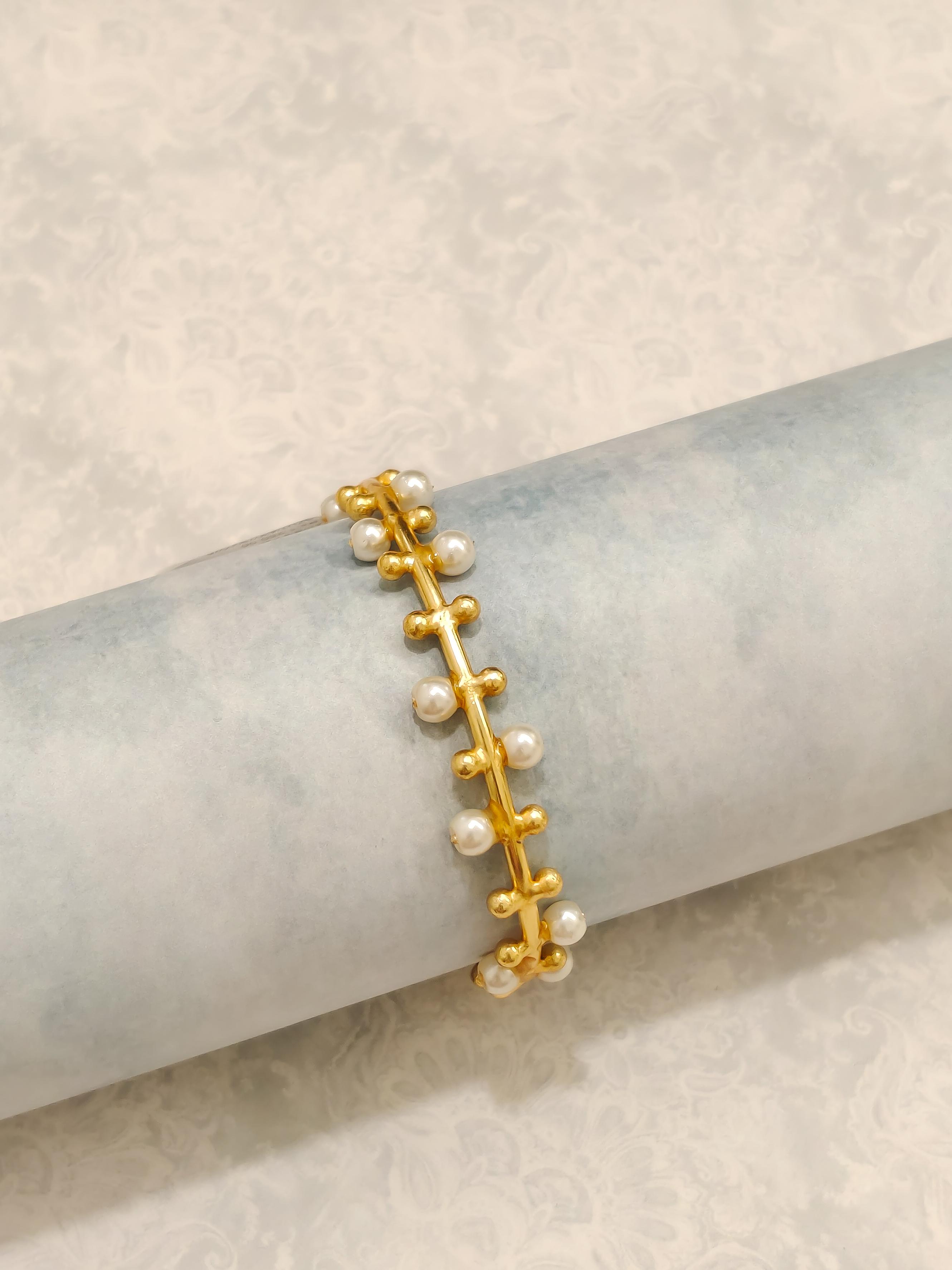 Aurelia Pearl Bangle