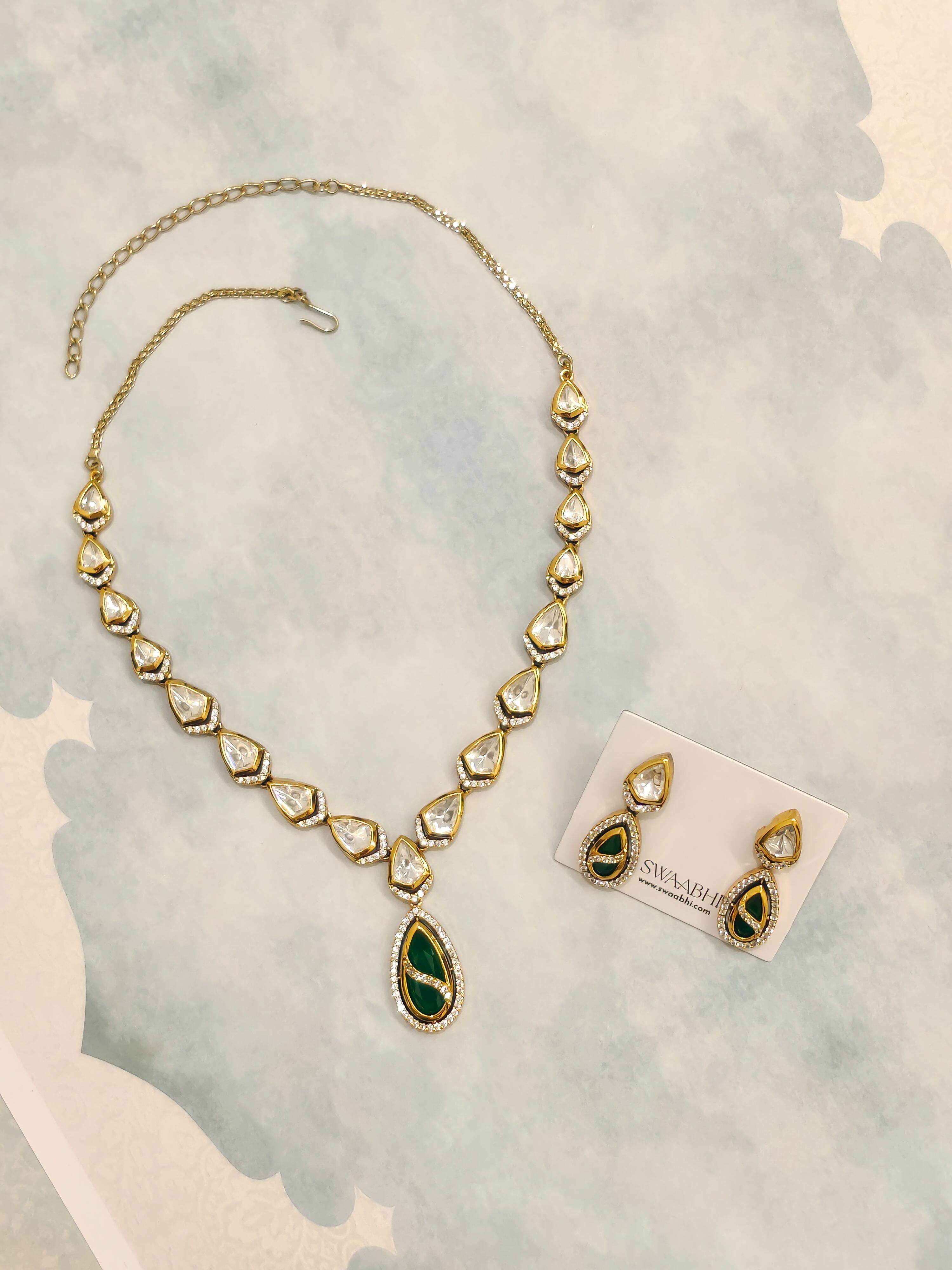 Akriti Kundan Necklace