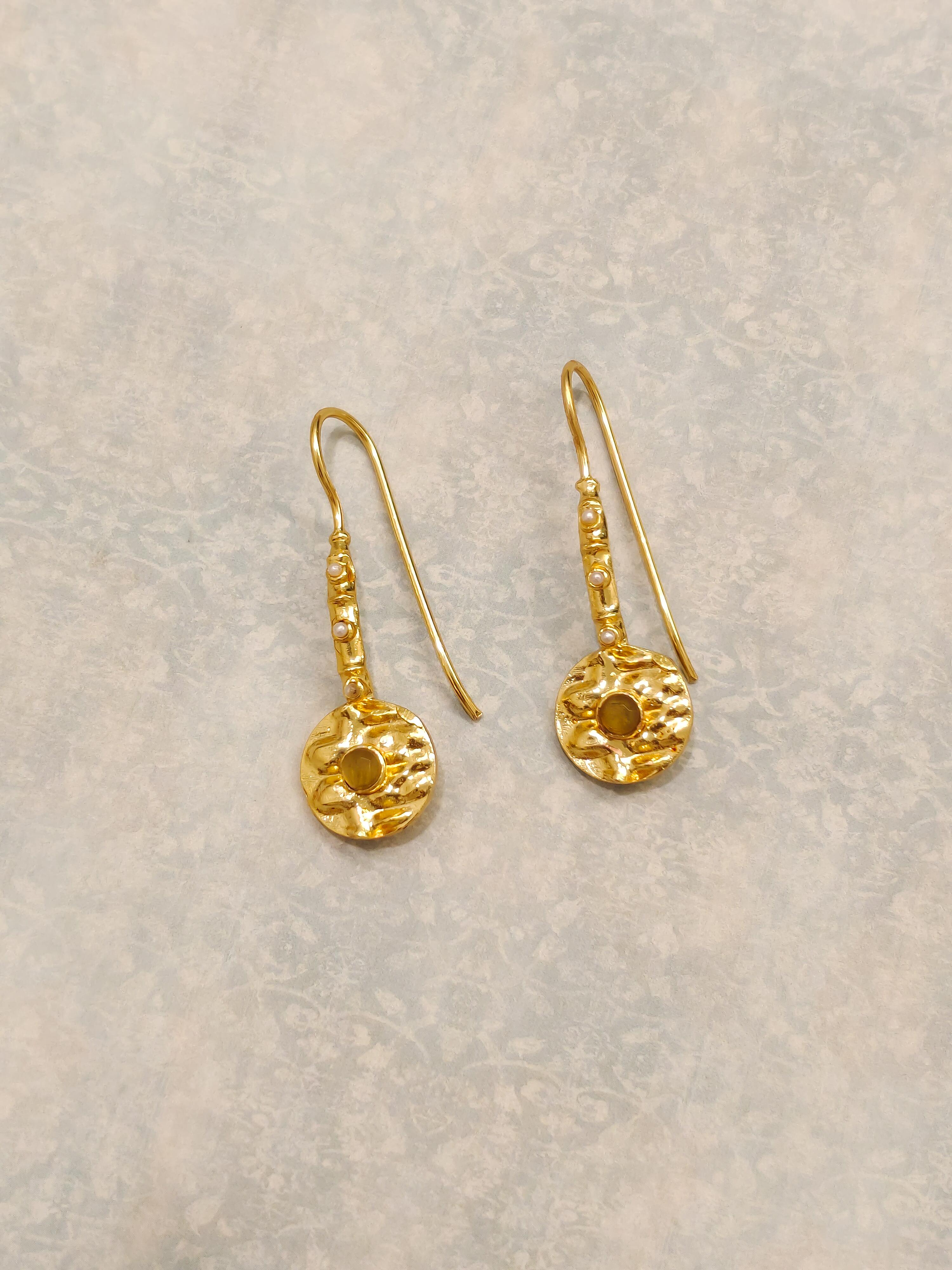 Clara Pearl Halo Earring