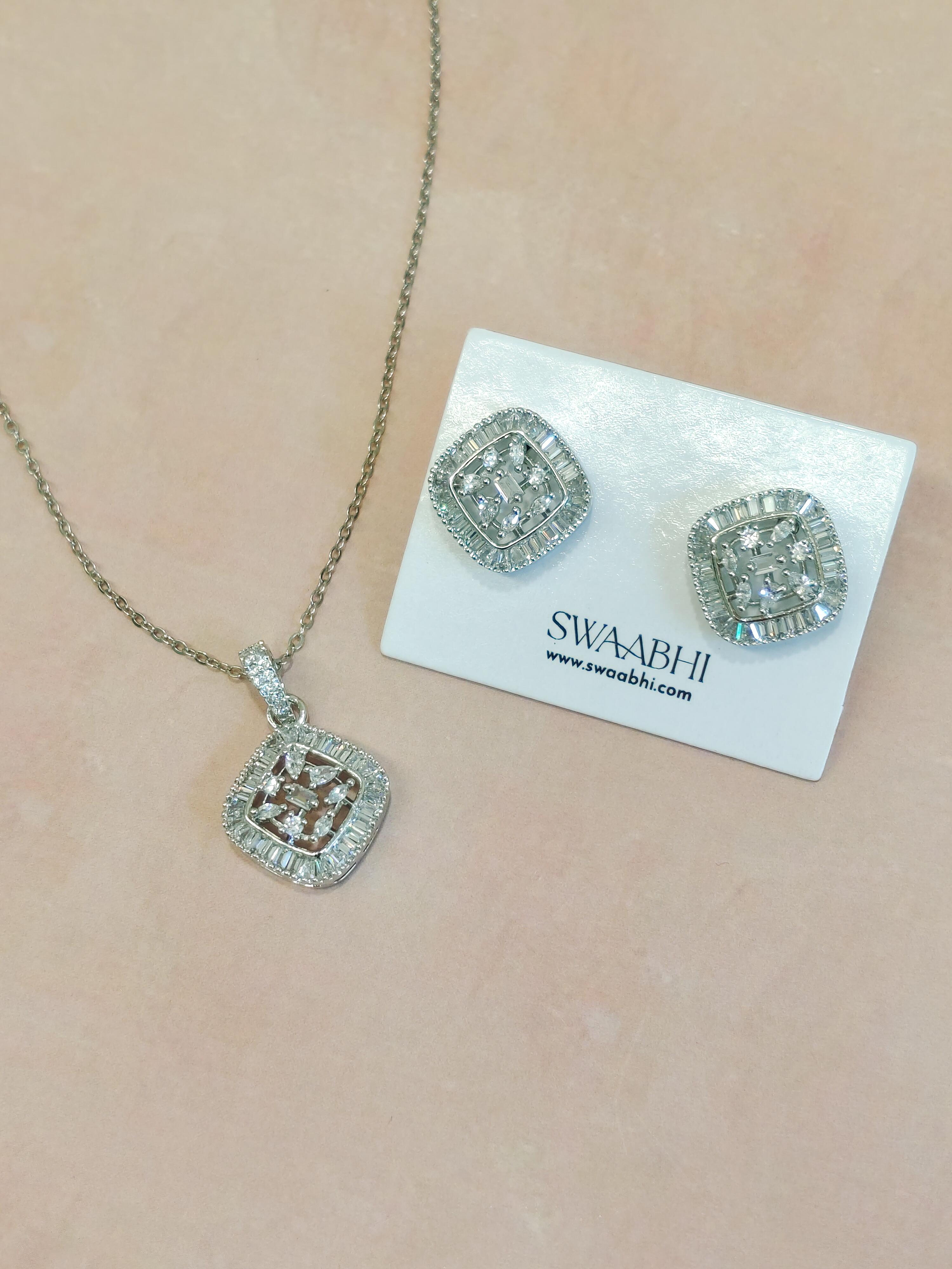 Zyra Cz Pendant Set