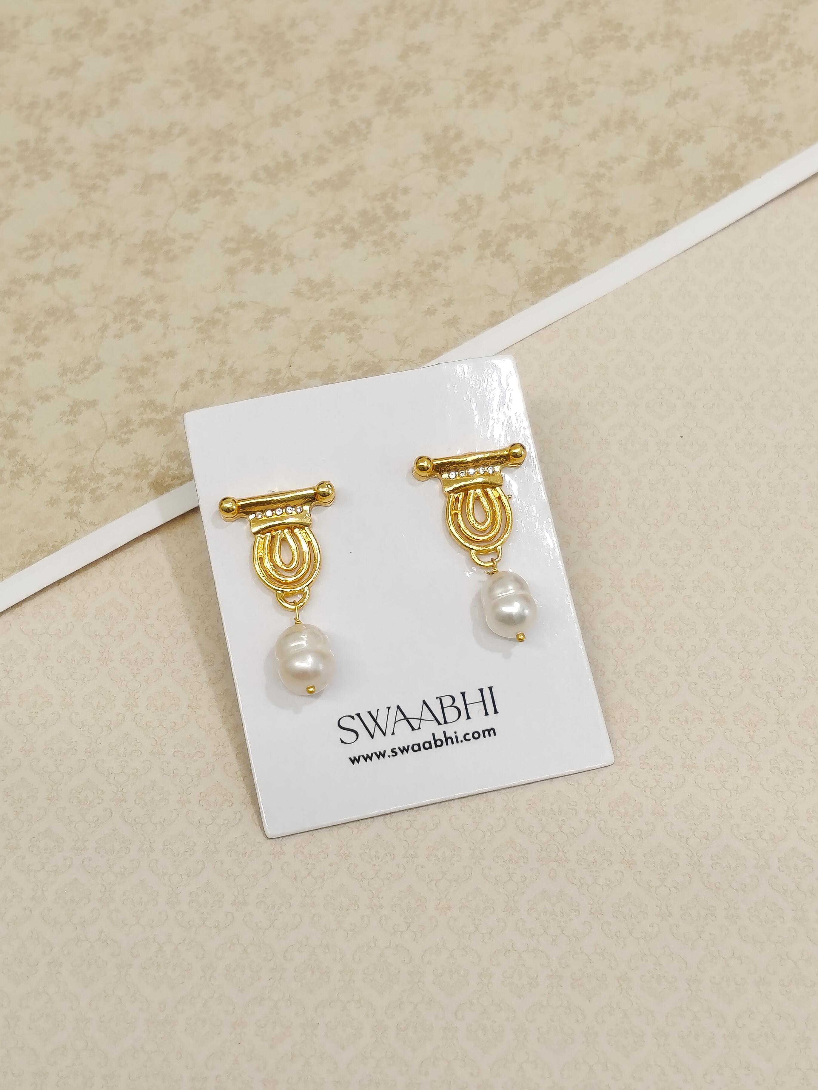 Ray Pearl Drop Earrings