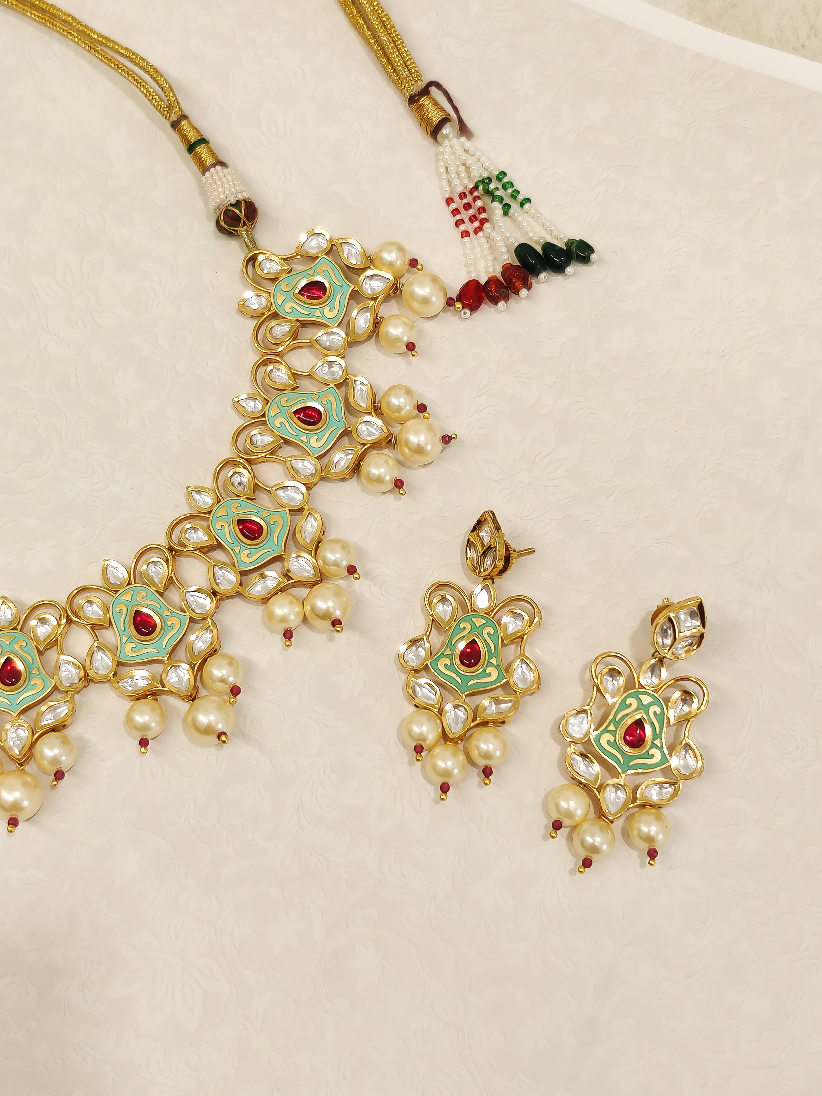 Neerja Kundan Choker