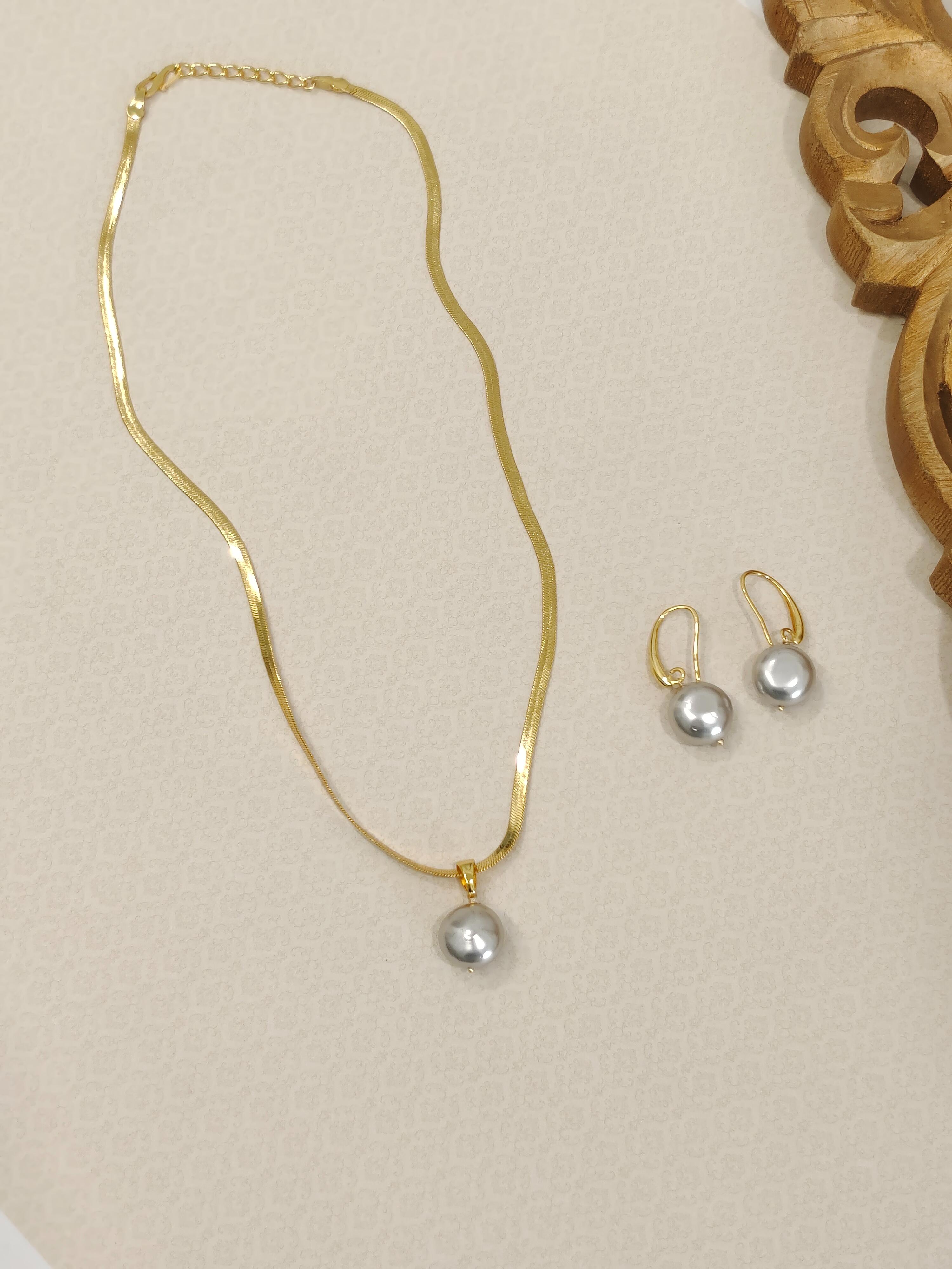 Twisted Snake Chain Pearl Pendant Set