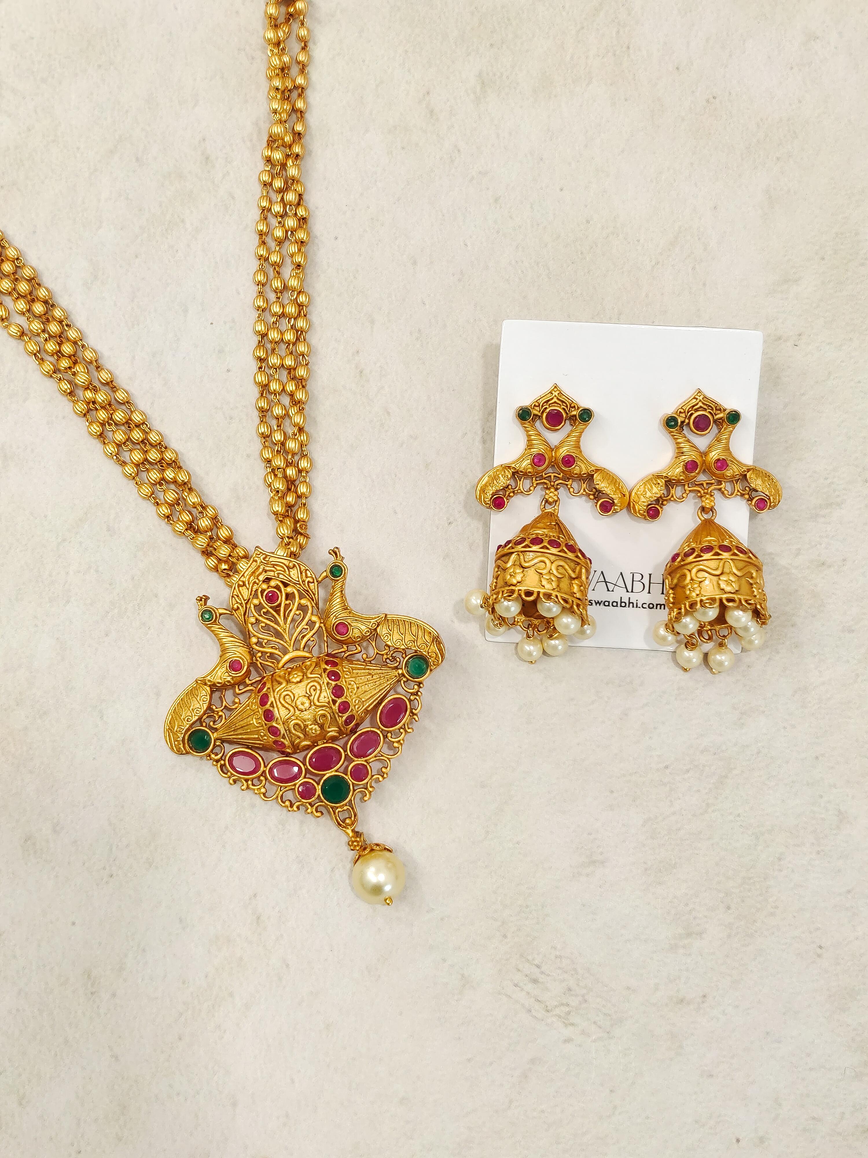 Uvi Temple Necklace Set