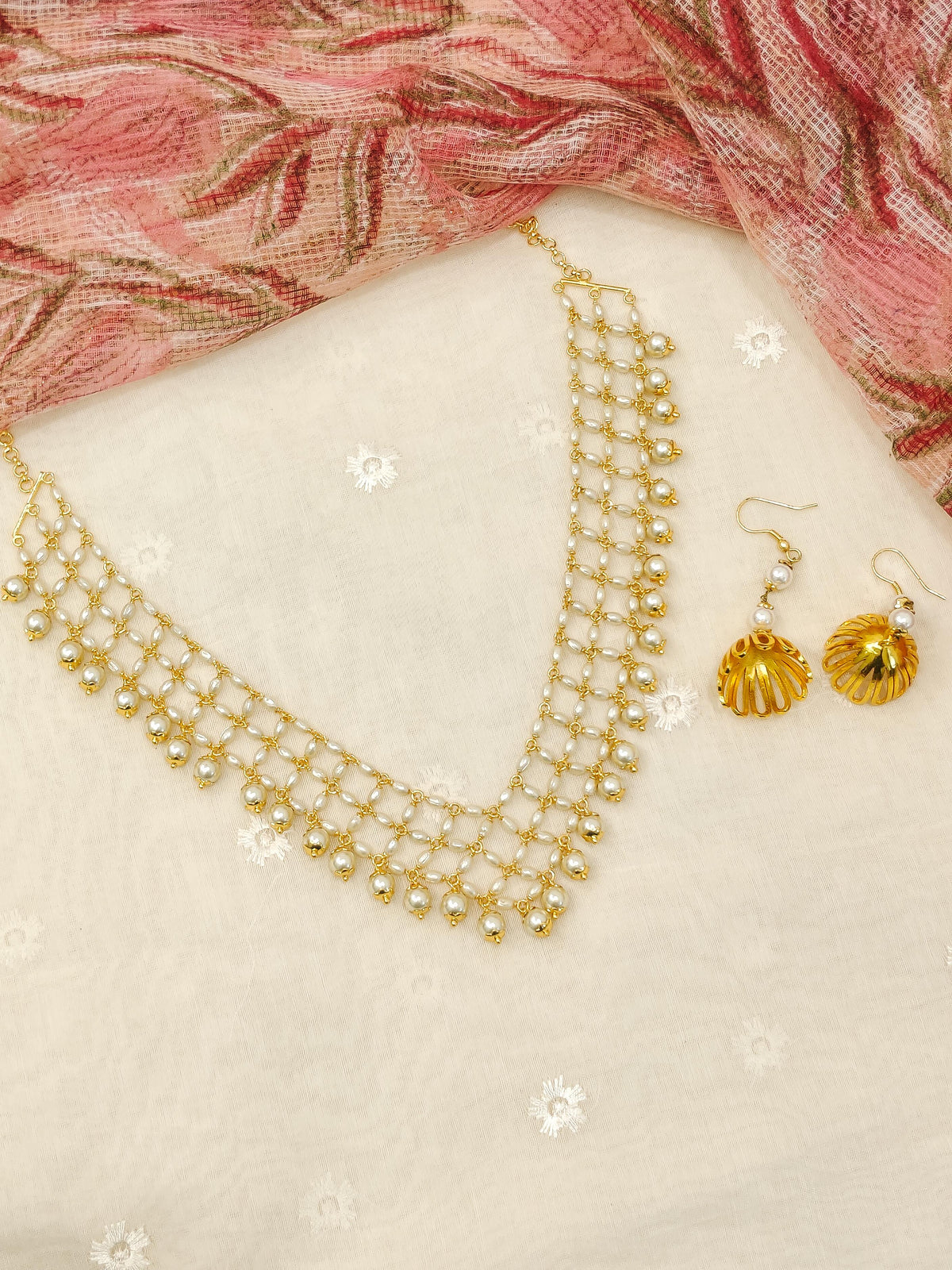 Nakshi Pearl Jali Necklace