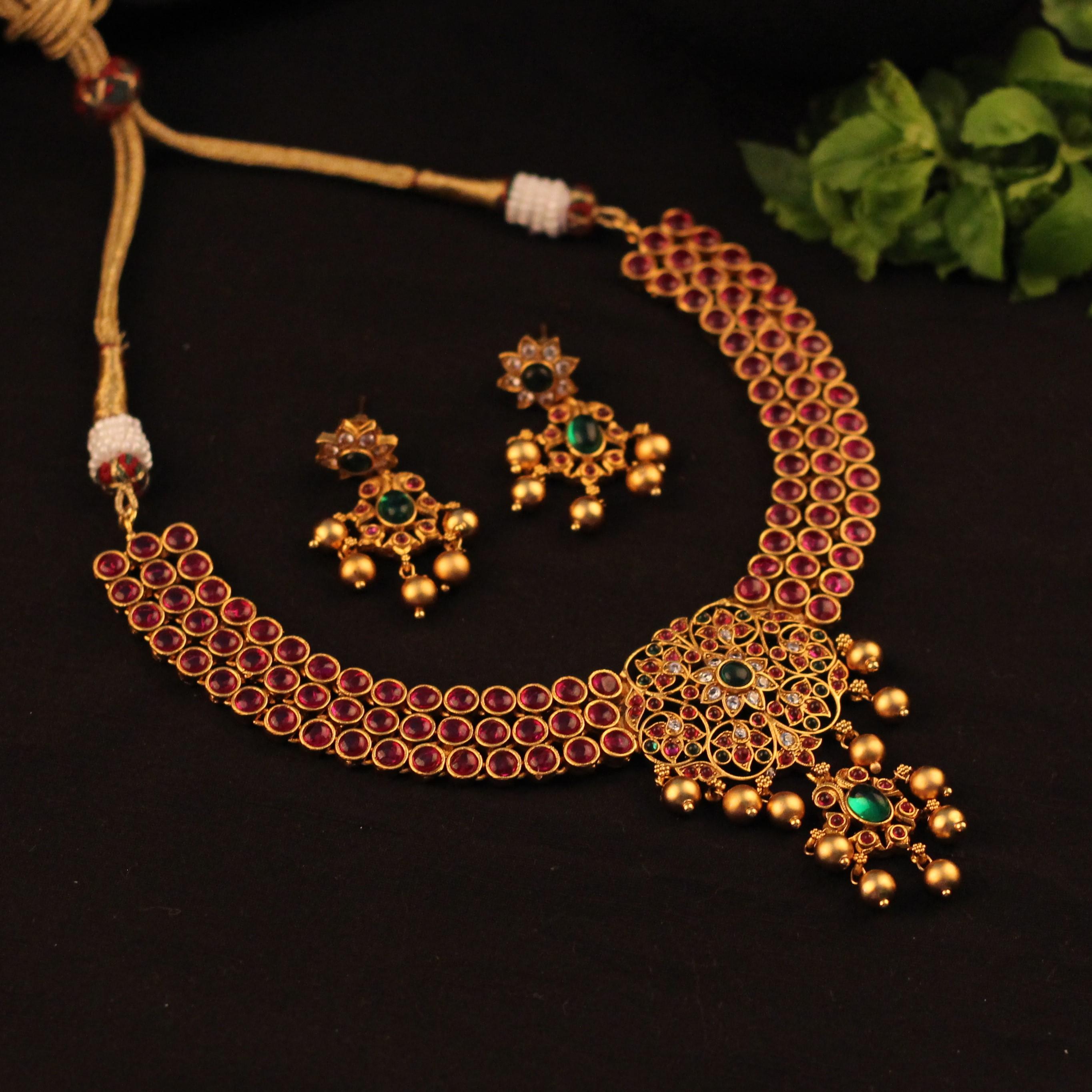 Vedika Temple Necklace Set