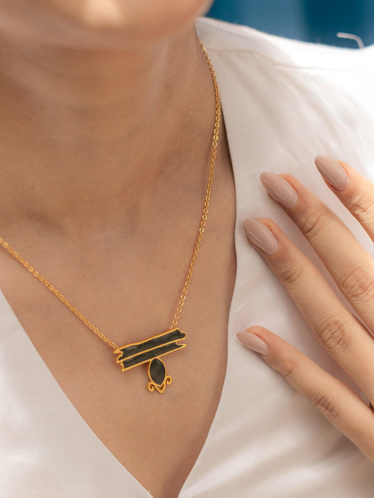 Cinnamon & Cardamom Spice Pendant Necklace