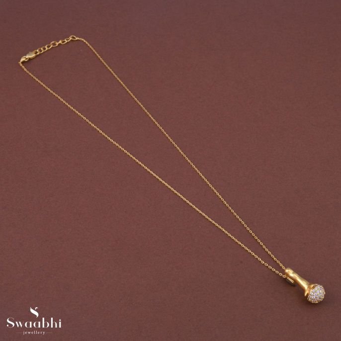 Big Cloves Gold Spice Pendant Necklace