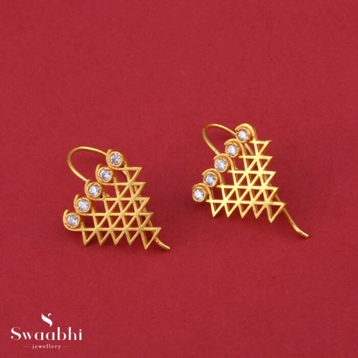 Buy Saraswati Earrings -Rangoli Design Earring Online.Latest Earring Design for Girls. Check out our vast collection of diamond, silver and gold polish jewellery while shopping for Earrings | Swaabhi.com