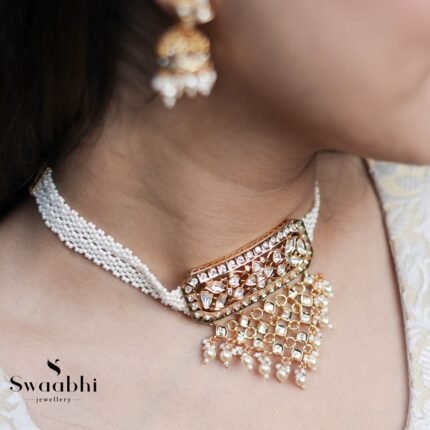 Tanishka Kundan Choker Necklace