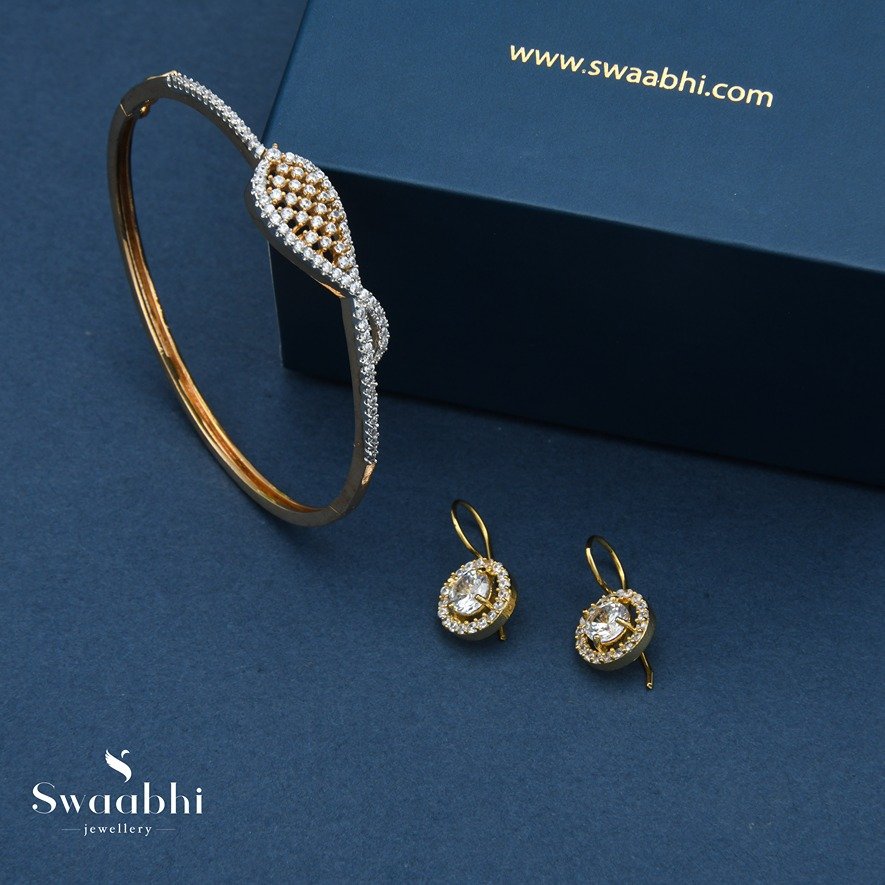 Imitation Pearl Golden Double Layer Earrings Necklace Bracelet Sets -2 –  Neshe Fashion Jewelry