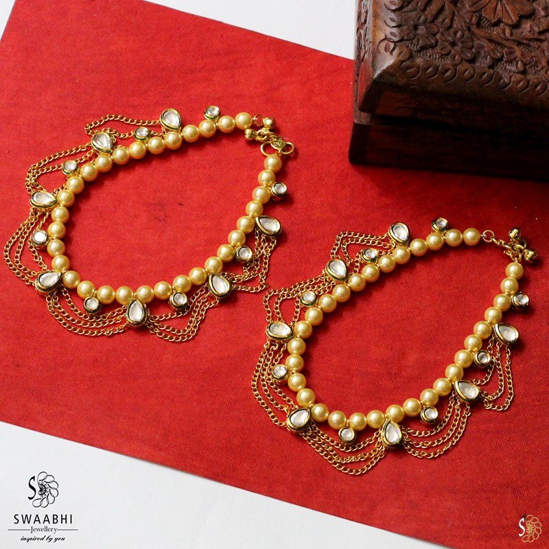 Pearl With Kundan Anklet