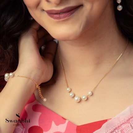 Graduation Shell Pearls Necklace Set