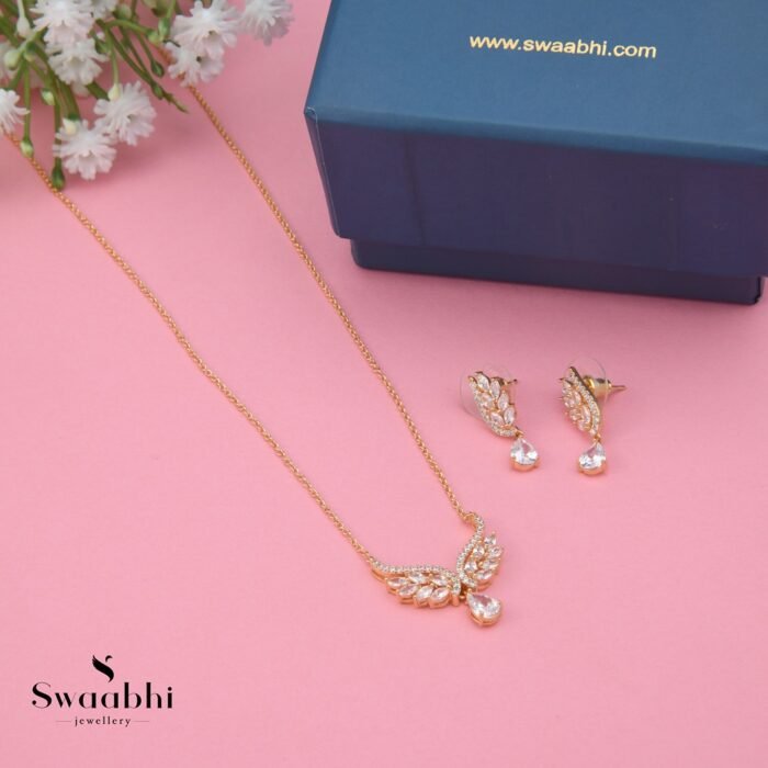 Sania Gold Polish Necklace Set