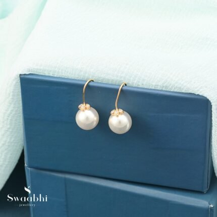 Ira Pearl Earrings- Swaabhi
