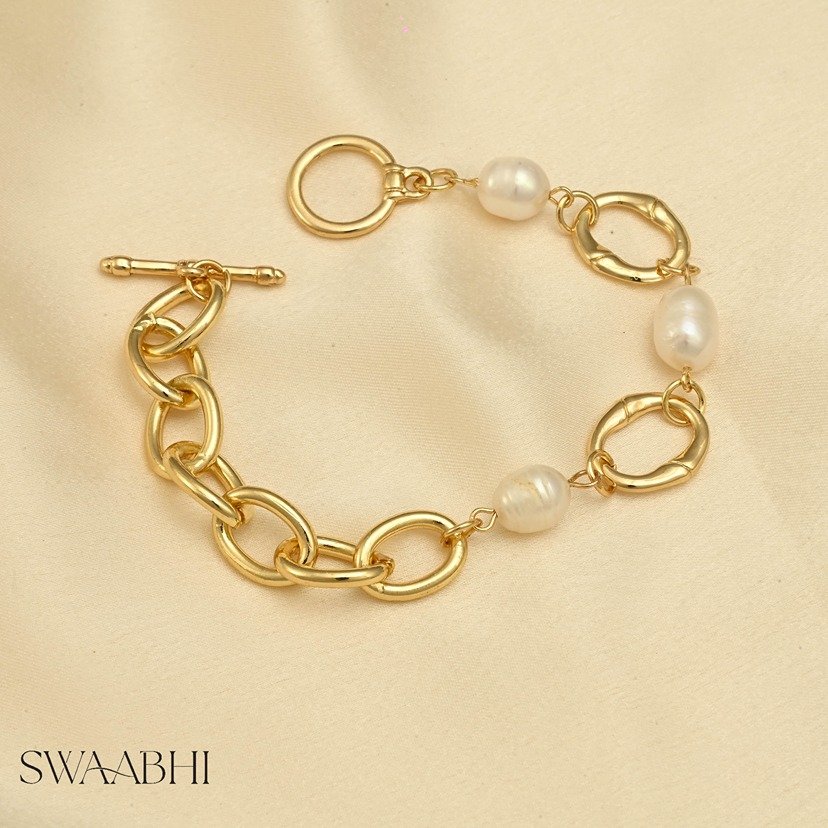 Pearl Chain Bracelet, Olivia