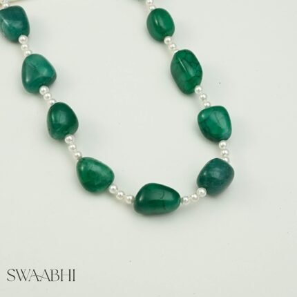 Charming Pearl And Green Chalcedony Necklace