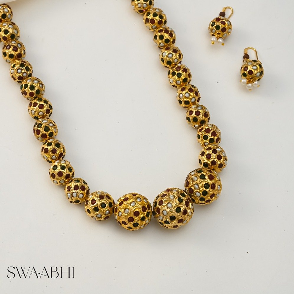 Jadau Beads Necklace Set