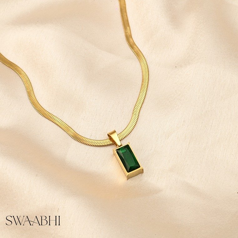 Snake Chain with Emerald Stone Pendant